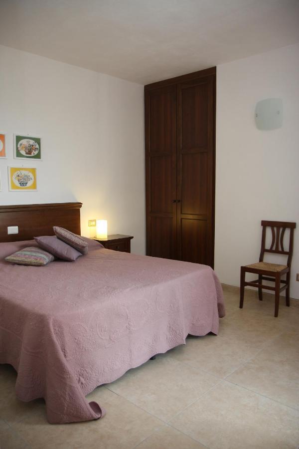 Gli Acini Bed & Breakfast Pietra de' Giorgi ภายนอก รูปภาพ