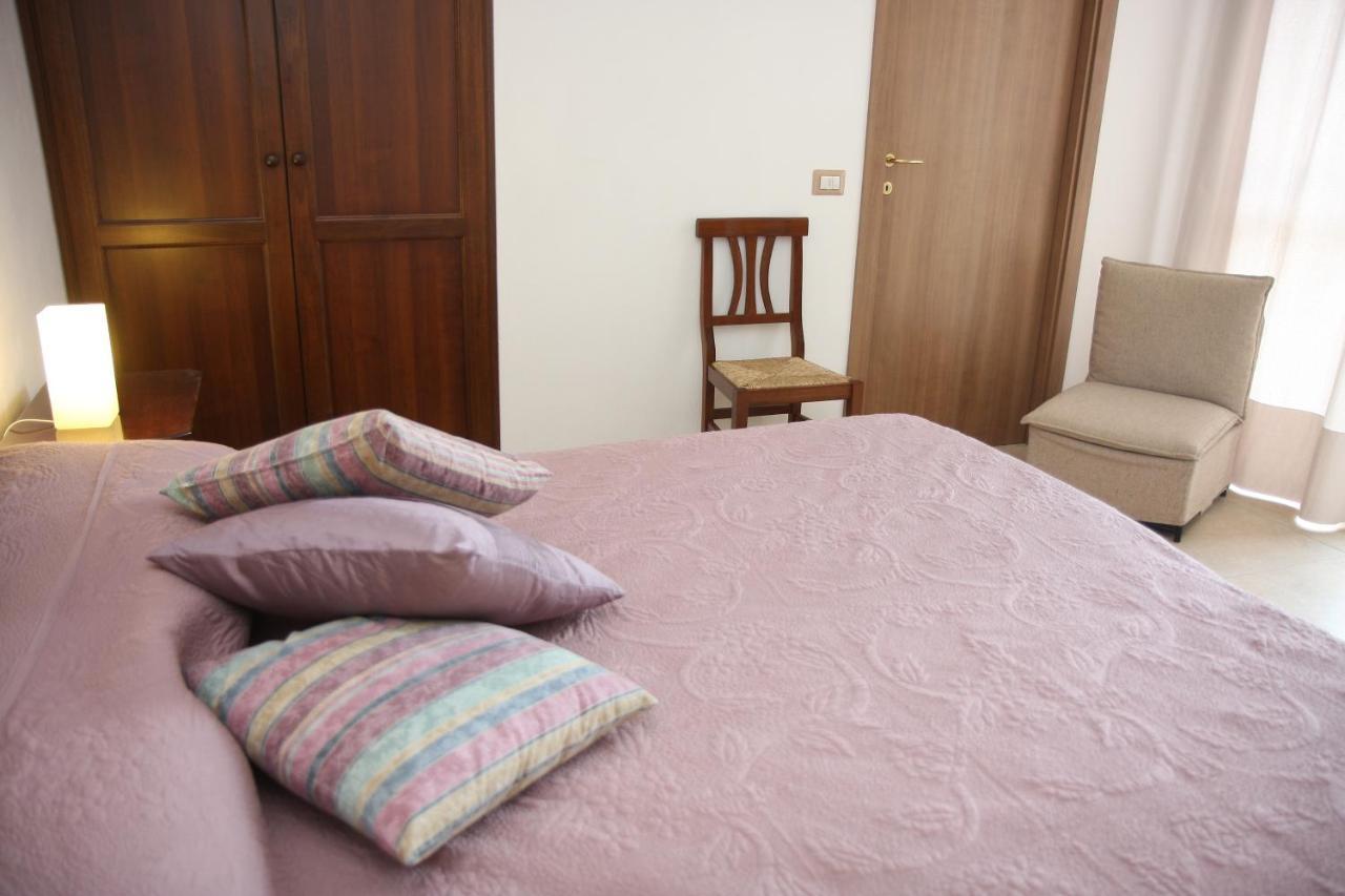 Gli Acini Bed & Breakfast Pietra de' Giorgi ภายนอก รูปภาพ